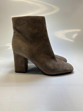 Calvin Klein Women's Izial Ankle Mushroom Leather Boot Sz 10